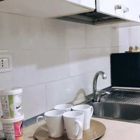 Donna Lucia Νάπολη